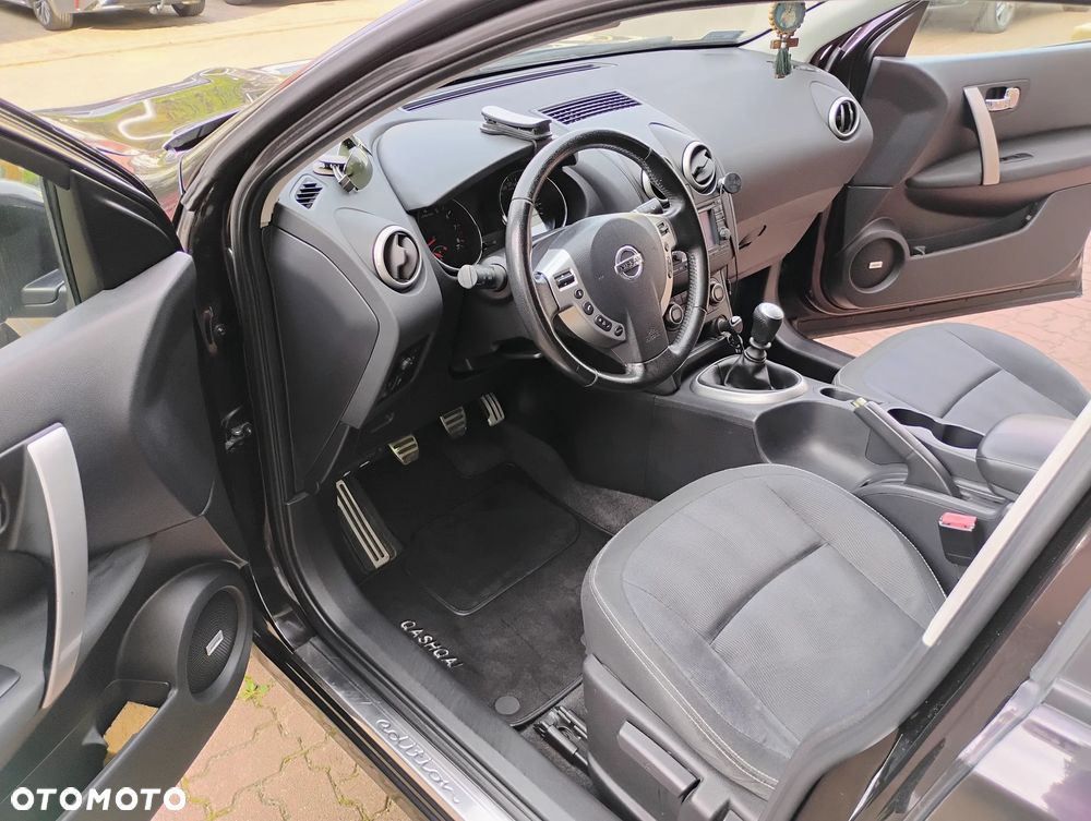 Nissan Qashqai - 10