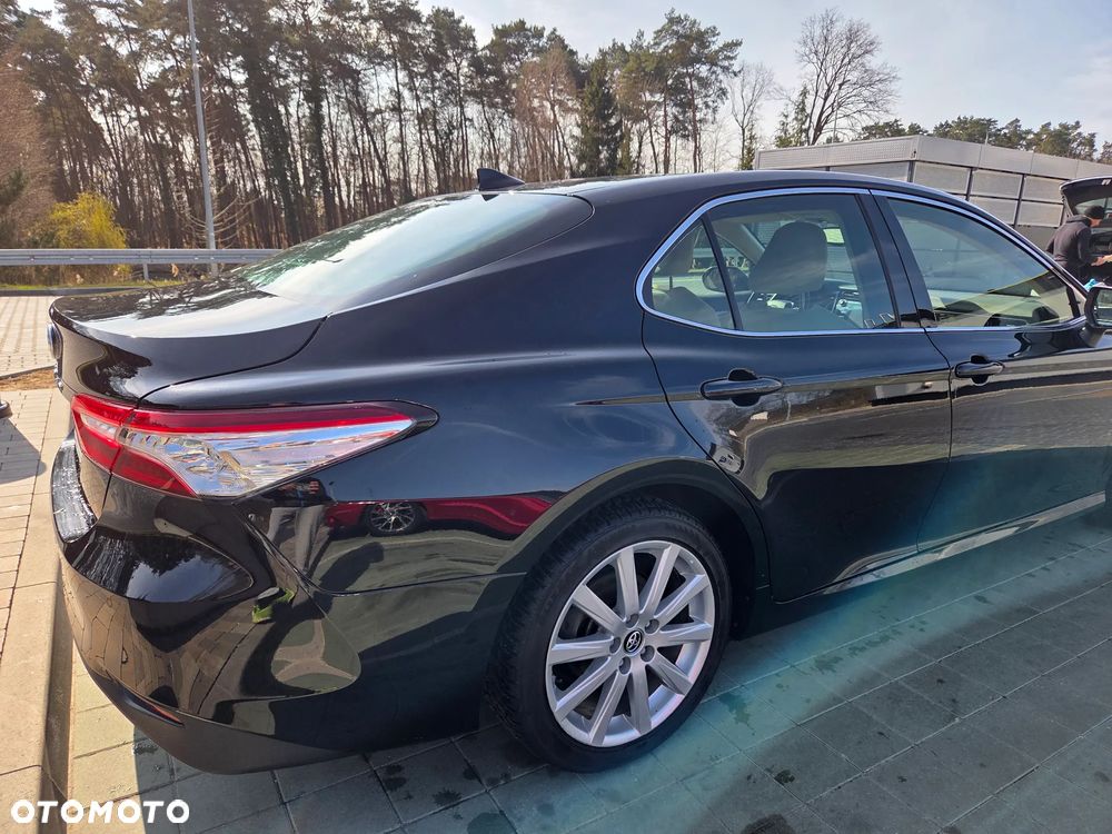 Toyota Camry 2.5 Hybrid Executive CVT - 33