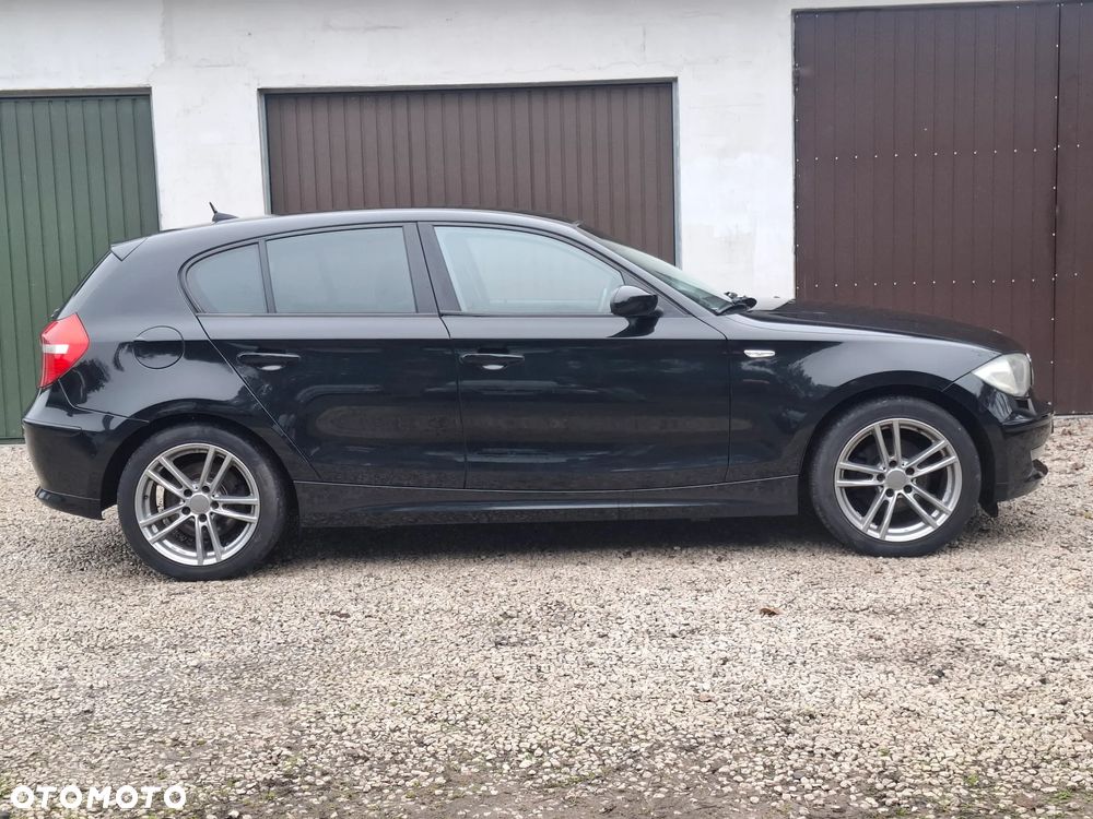 BMW Seria 1 118d DPF - 8