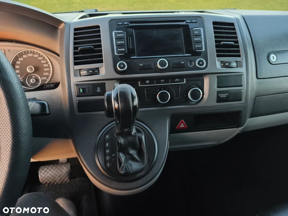 Volkswagen Transporter - 35