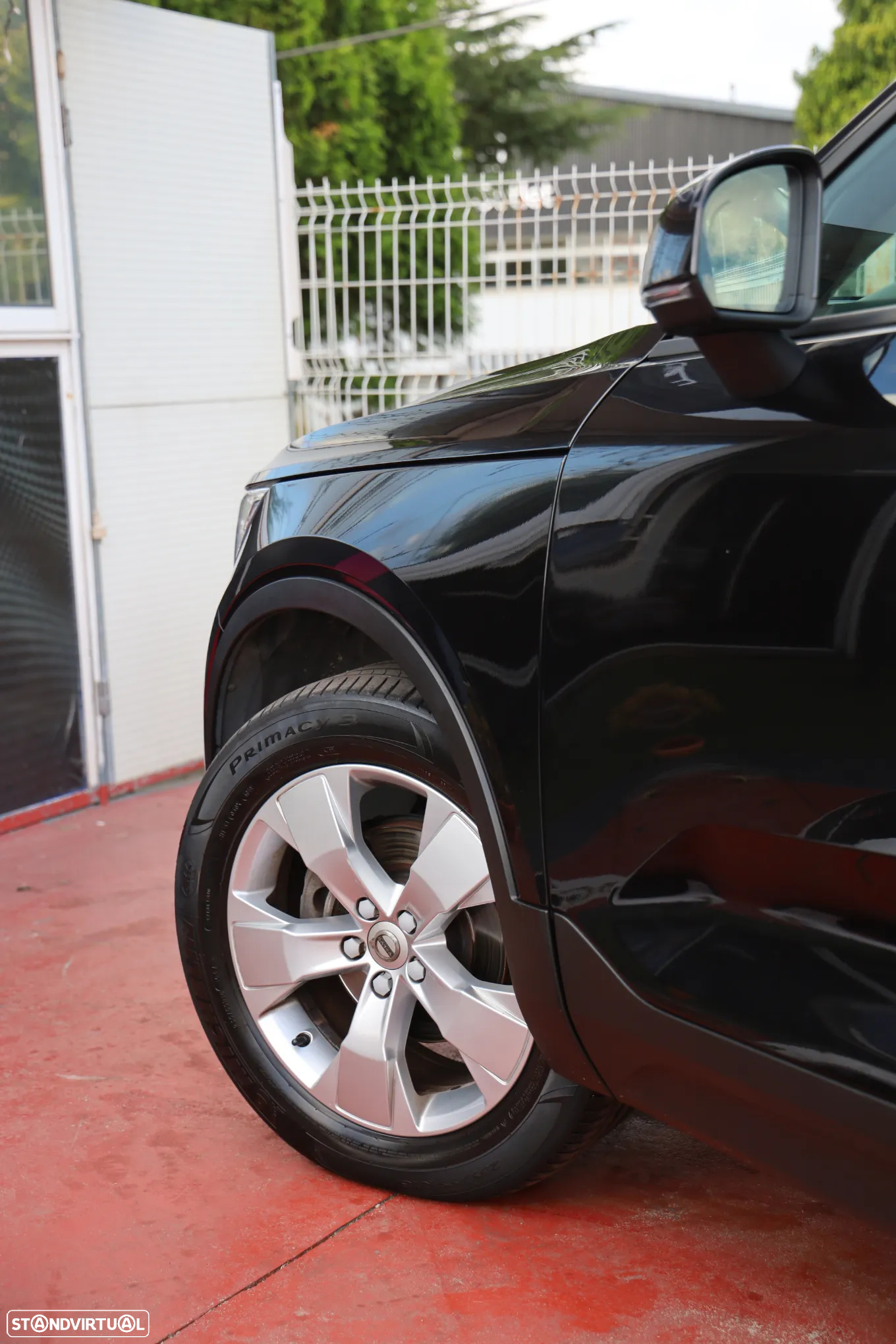 Volvo XC 40 2.0 D3 Momentum Plus - 41