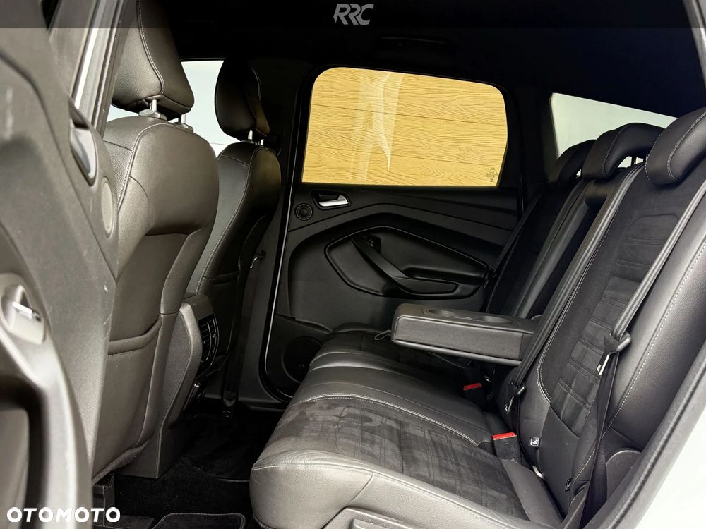 Ford Kuga 2.0 TDCi AWD ST-Line - 27