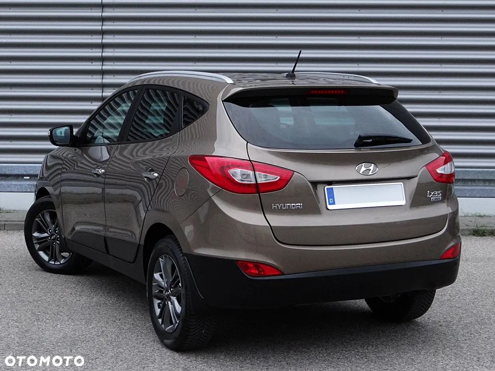 Hyundai ix35 1.7 CRDi 2WD blue Finale Gold - 4