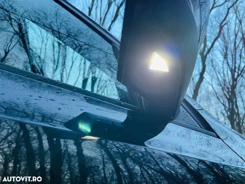 Skoda Octavia Combi Diesel 1.6 TDI DSG Ambition - 13