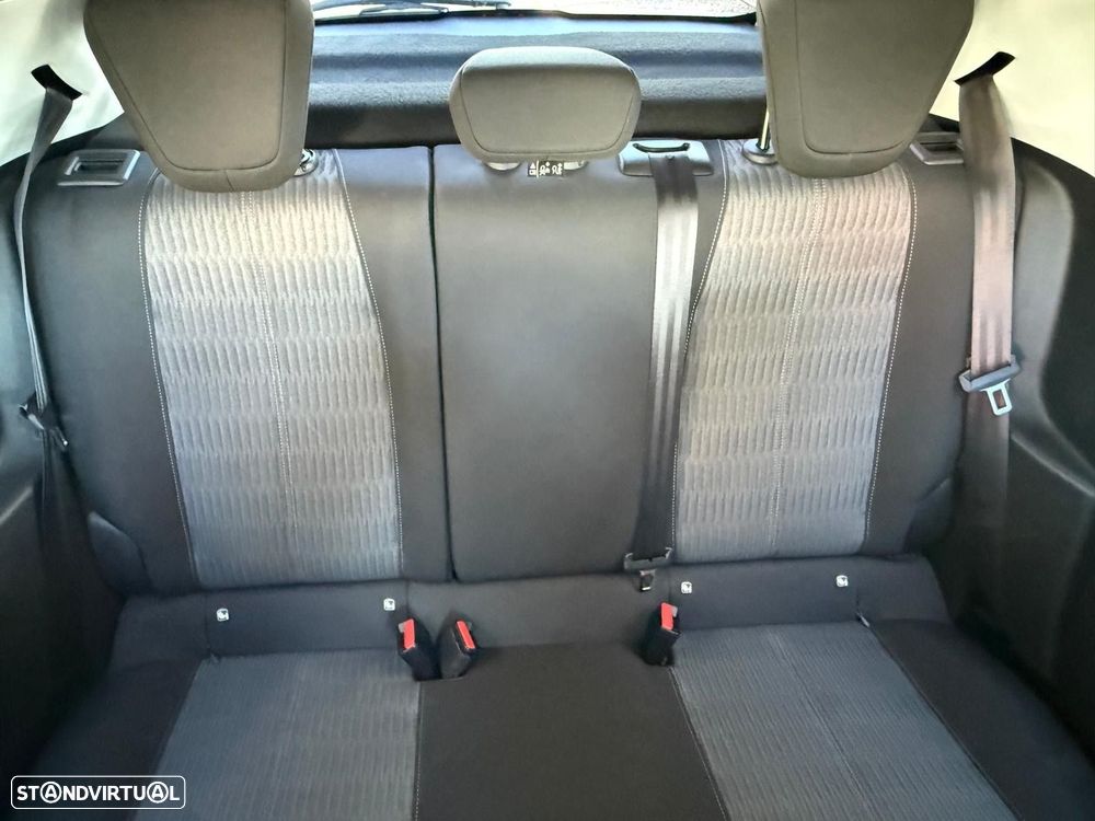 Opel Corsa 1.2 Business - 12