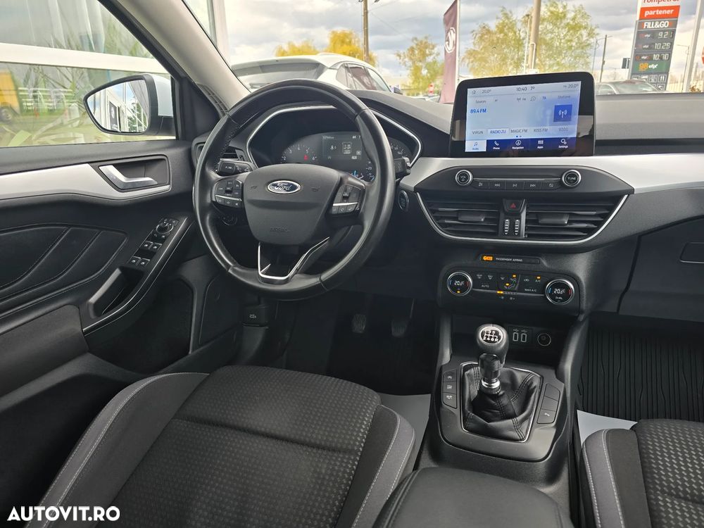 Ford Focus 1.0 EcoBoost Trend Edition - 19