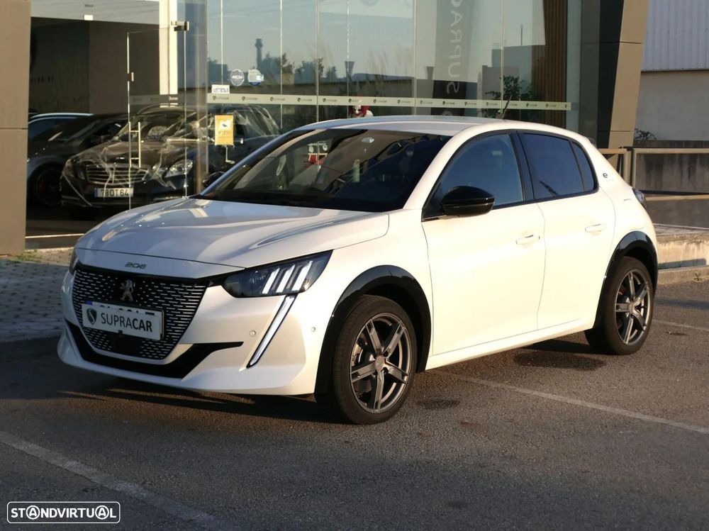 Peugeot E-208