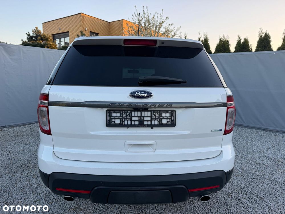 Ford Explorer - 15