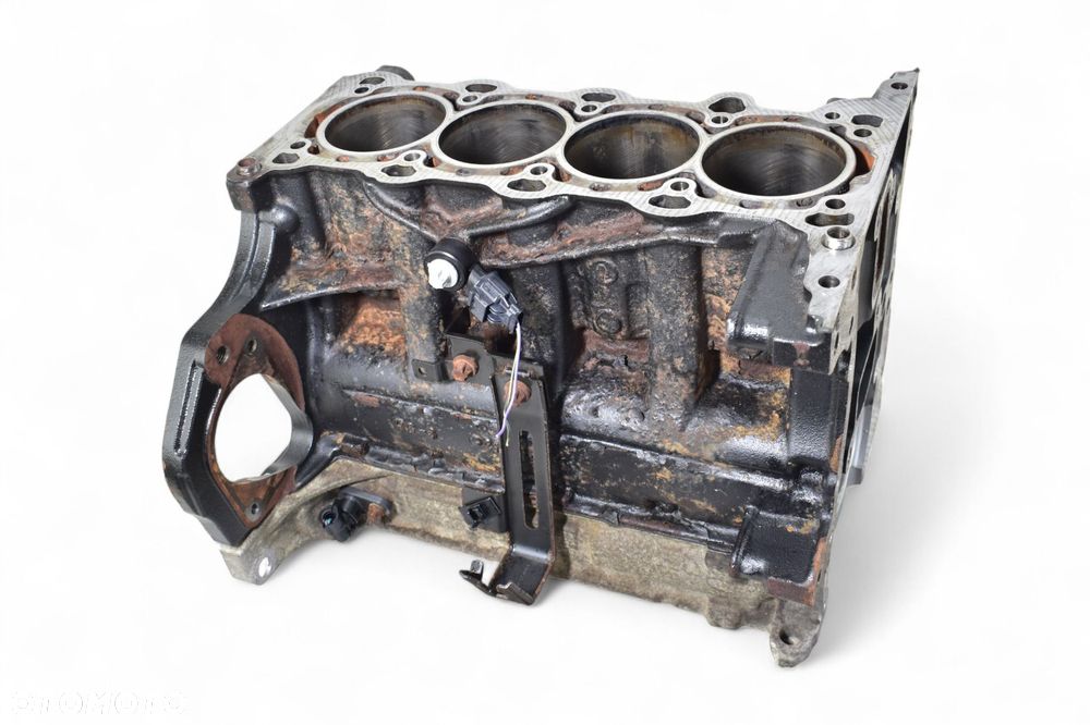 Blok Silnika OPEL ASTRA J CORSA D 1.2 A12XER 55561961 - 1