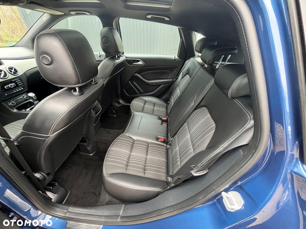 Mercedes-Benz Klasa B 180 (BlueEFFICIENCY) - 27