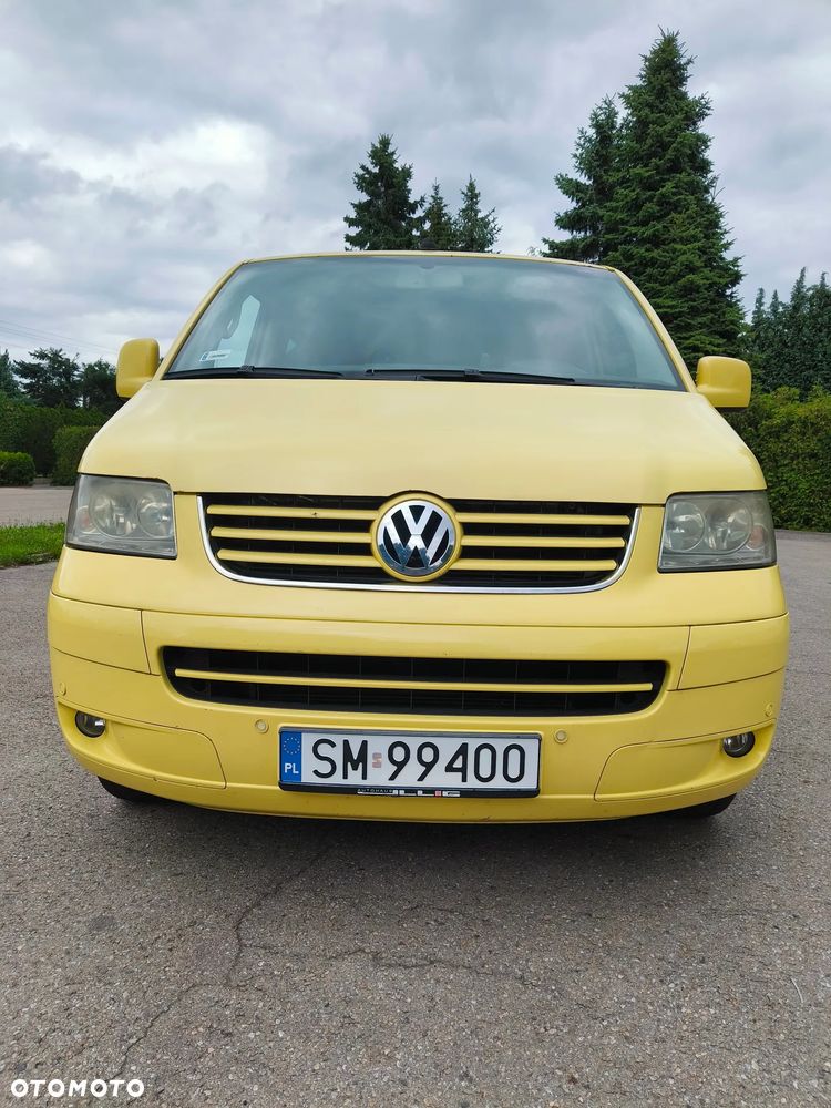 Volkswagen Multivan - 2