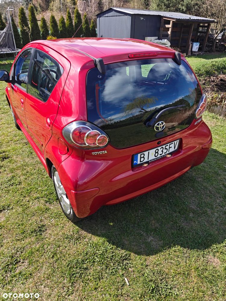 Toyota Aygo City - 3