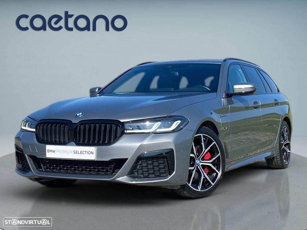 BMW 530 e Pack Desportivo M - 1