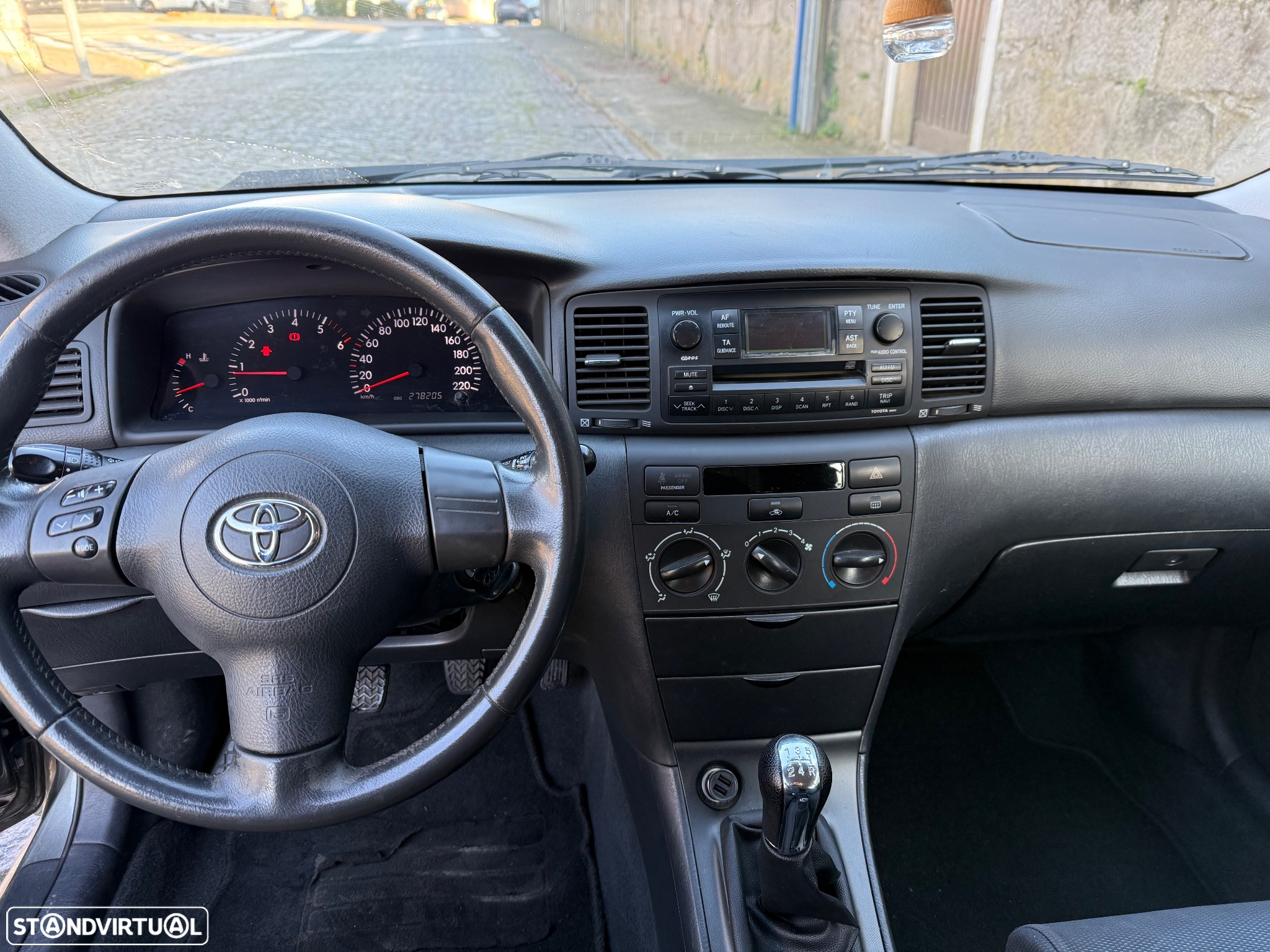 Toyota Corolla 1.4 D-4D S-Pack+AC - 12