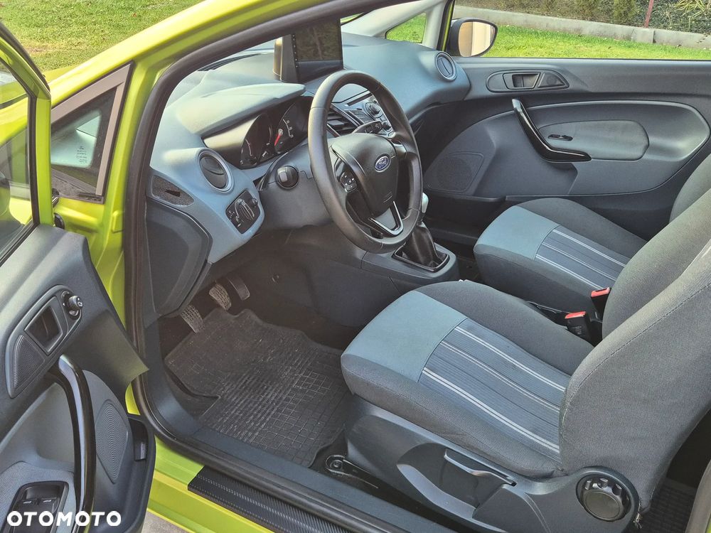 Ford Fiesta 1.25 Champions Edition - 14