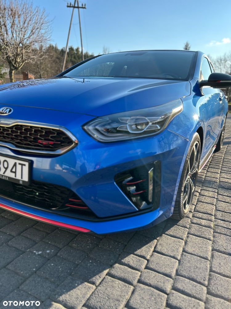 Kia ProCeed - 16