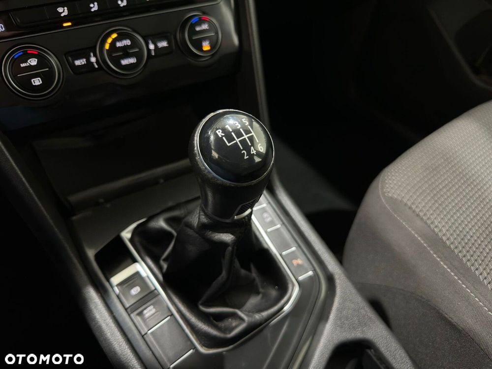 Volkswagen Tiguan - 25