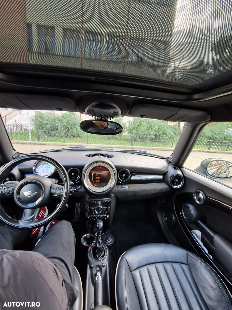 Mini Cooper SD AT Coupe - 14