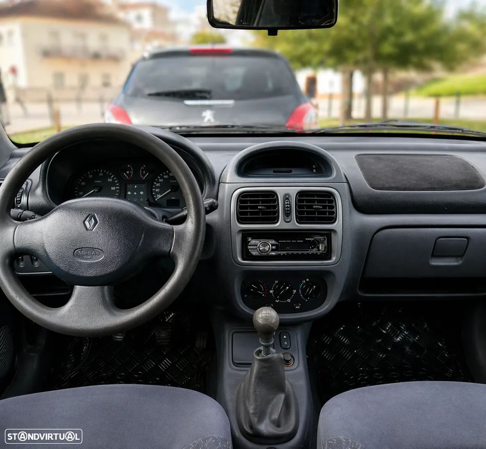 Renault Clio 1.2 RT - 2