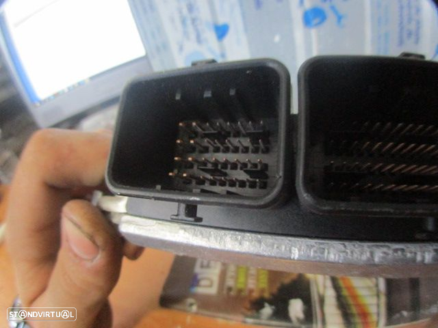 Centralina 0281011087 VOLVO V40 2002 1.9D 115CV 5P CINZA BOSCH - 7