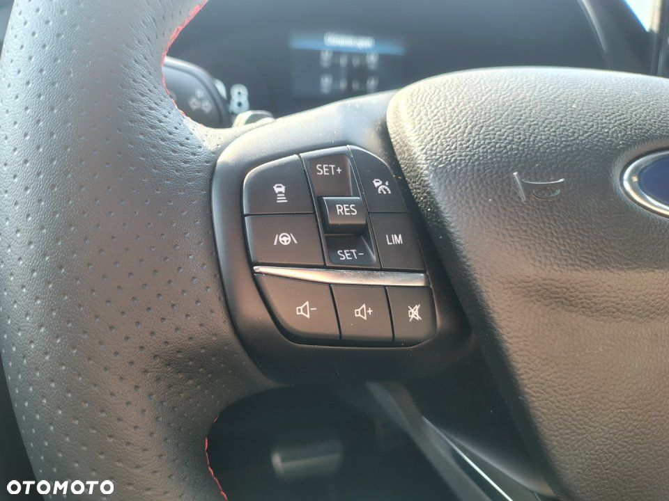 Ford Focus - 11
