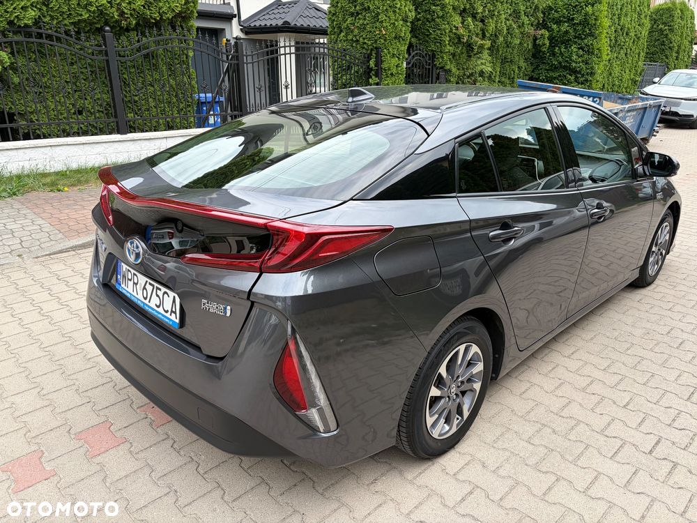 Toyota Prius 1.8 Hybrid Prestige - 9