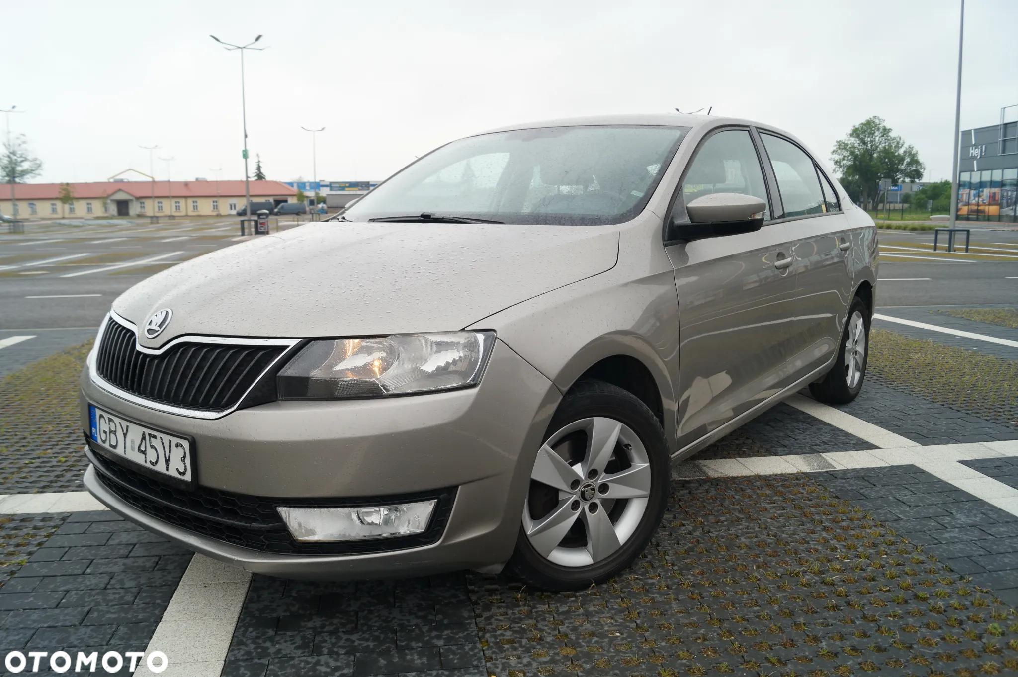 Skoda RAPID - 9