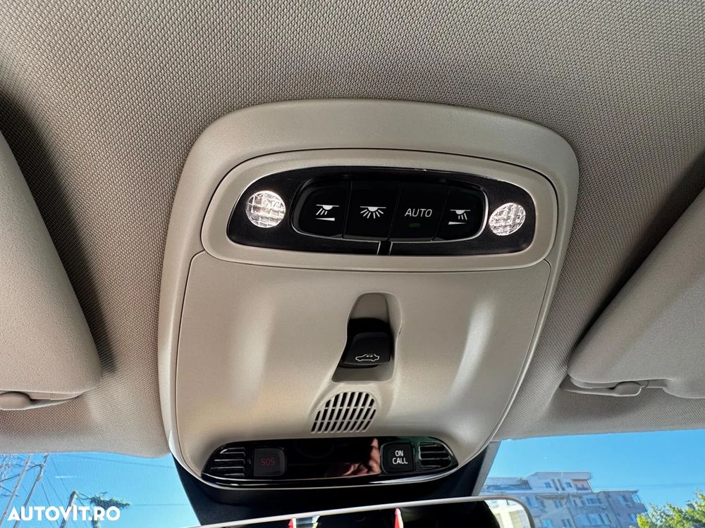 Volvo V40 D3 Aut. Inscription - 24