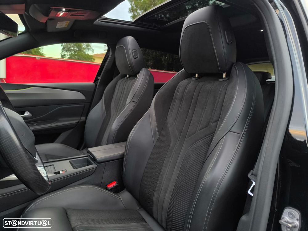 Peugeot 308 PureTech 130 GPF EAT8 Stop & Start GT Pack - 26