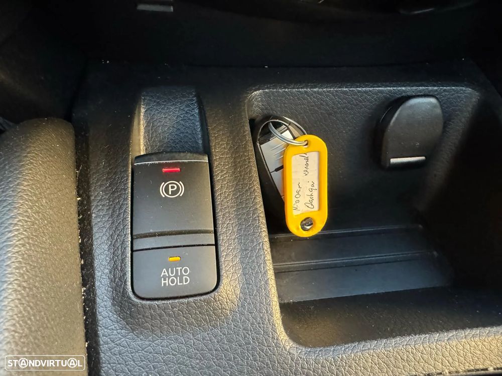 Nissan Qashqai 1.5 dCi N-Connecta - 14