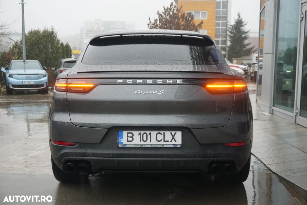 Porsche Cayenne Coupe S - 6