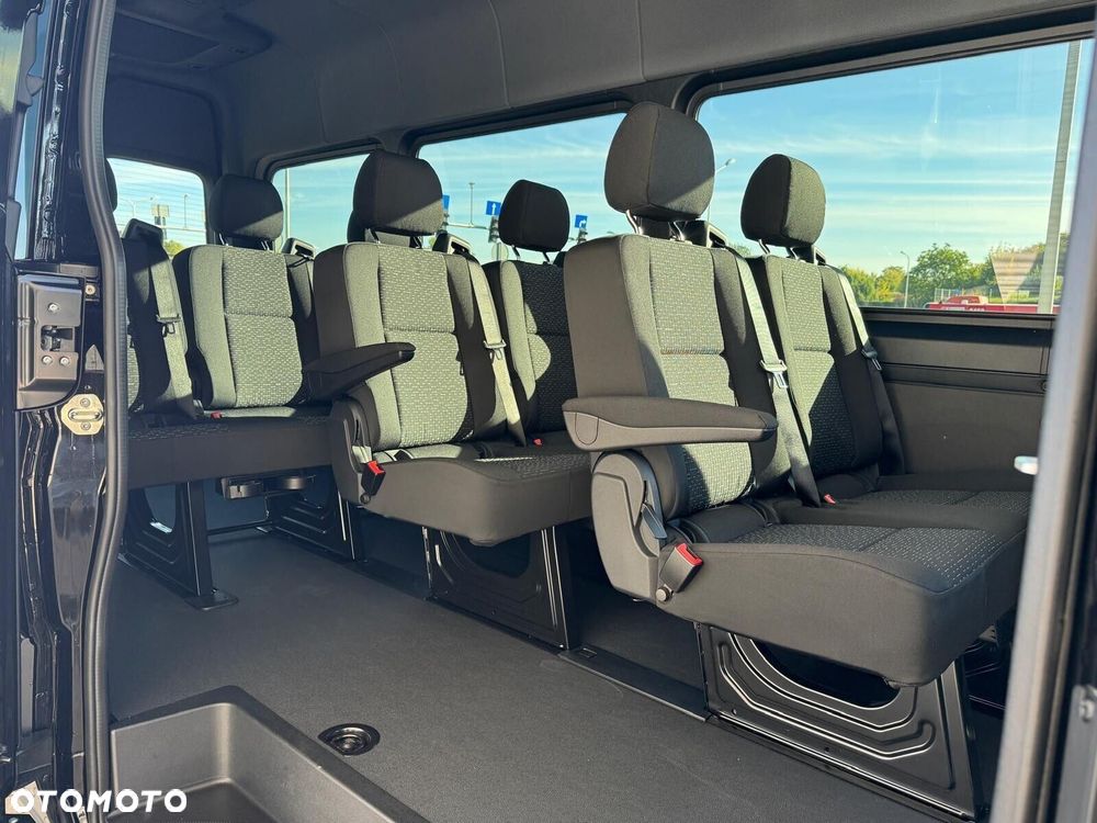 Mercedes-Benz Sprinter - 17