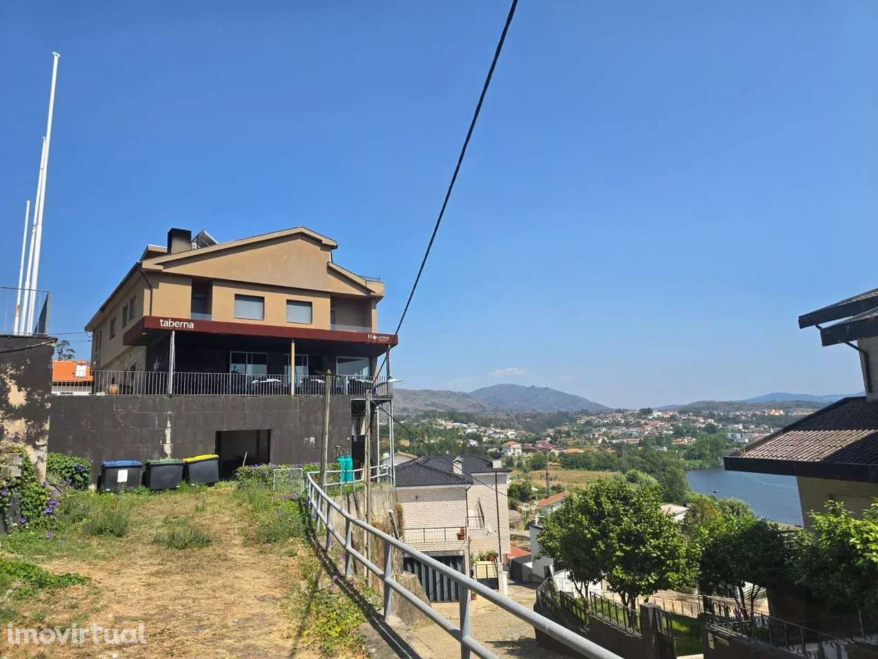 PORTUGAL • OPORTUNIDADE EXCLUSIVA DE INVESTIMENTO • VISTA PARA O RIO D - Grande imagem: 5/45