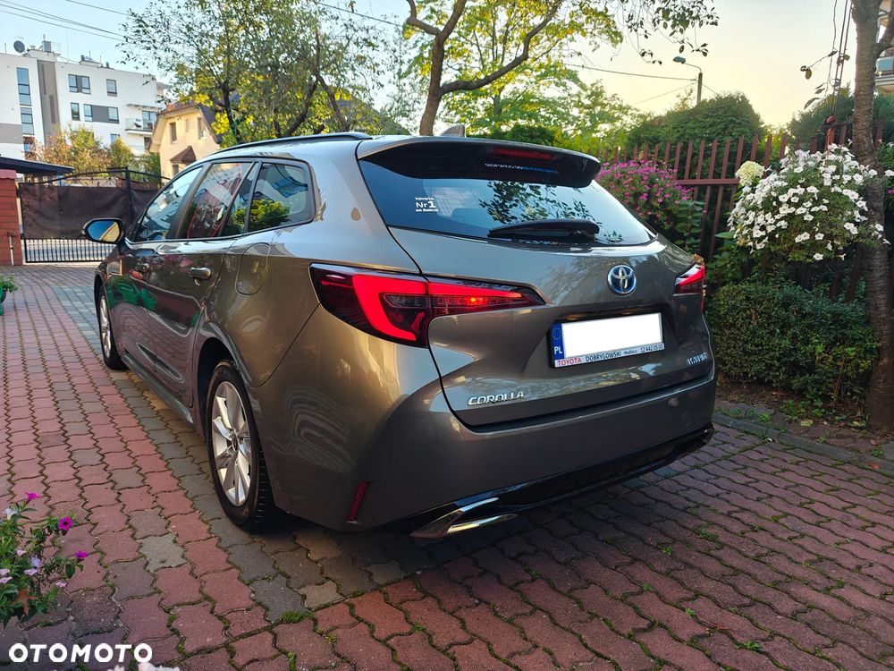 Toyota Corolla 1.8 Hybrid Comfort - 4