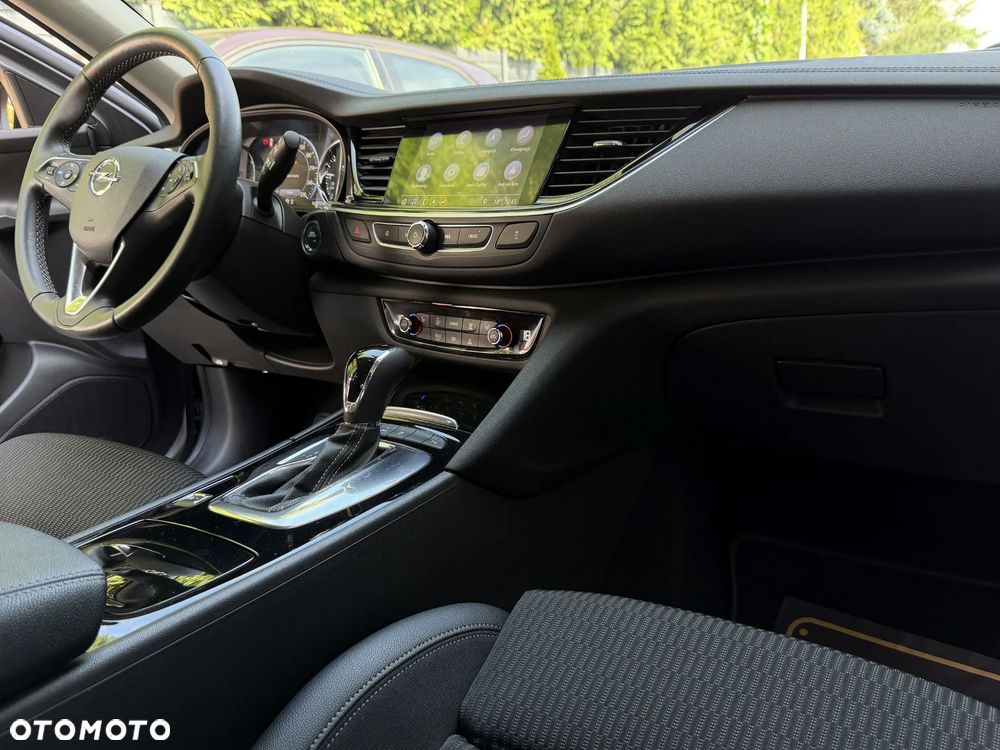 Opel Insignia 1.6 Dynamic - 16