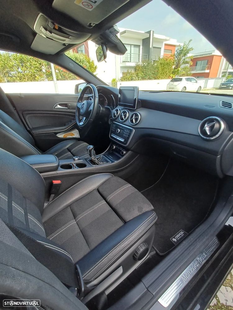 Mercedes-Benz CLA 180 d Peak Edition - 17