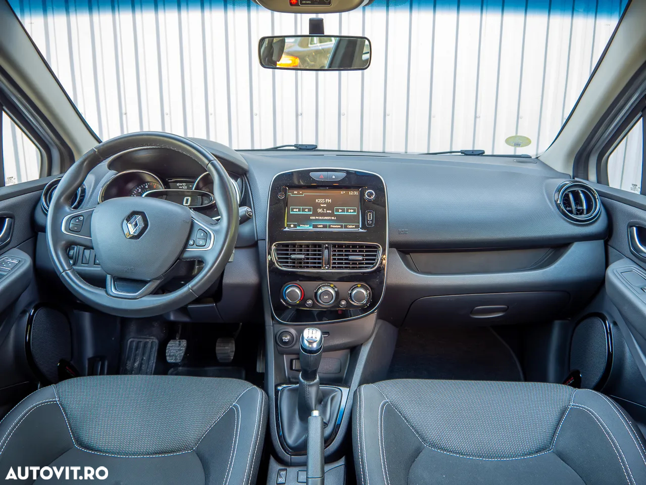 Renault Clio - 14