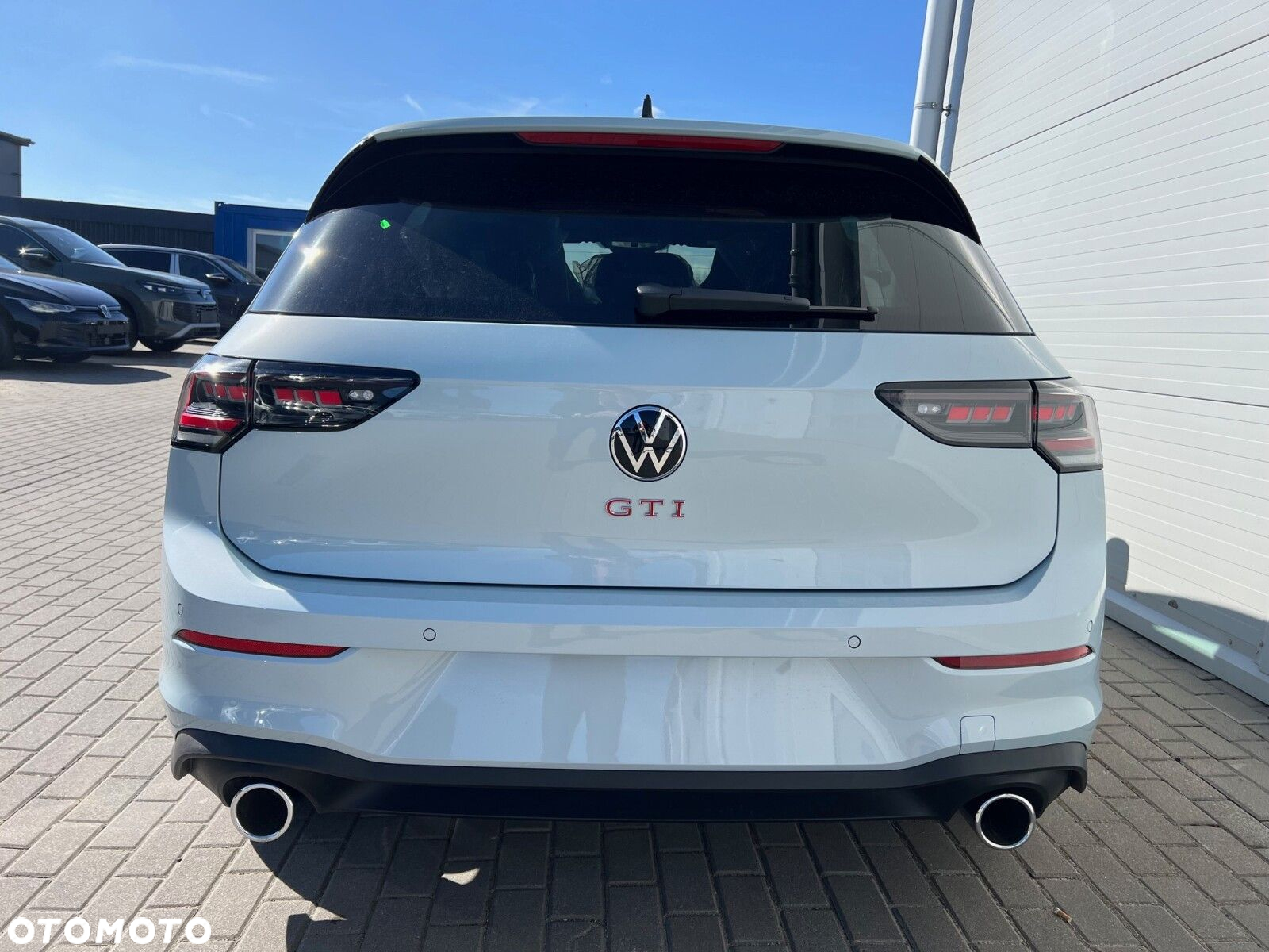 Volkswagen Golf - 6