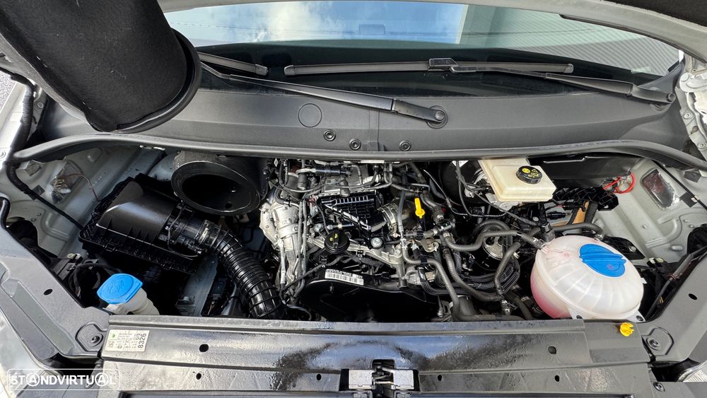 VW Crafter MAN 5.160 CX Automática RWD - 33