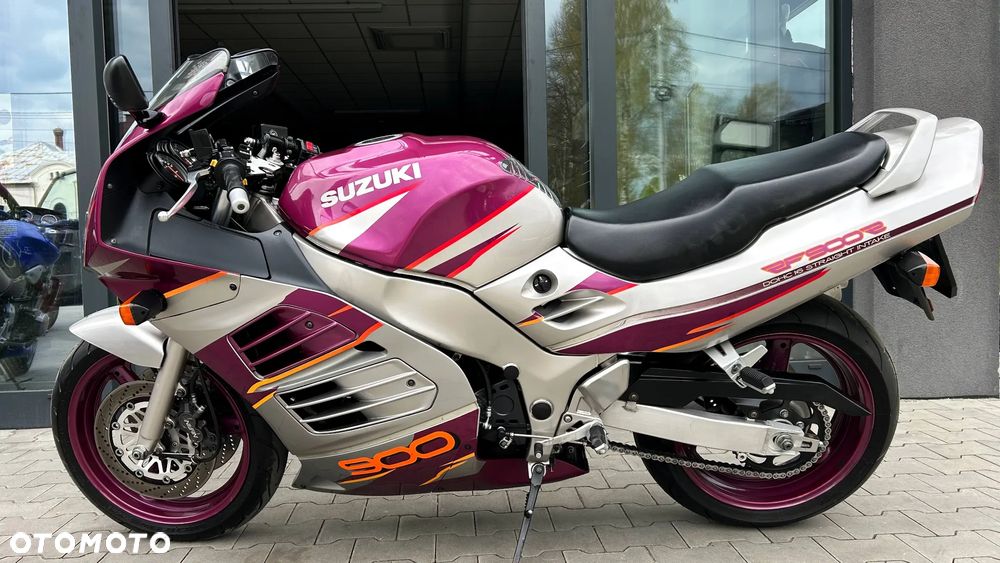 Suzuki RF - 15