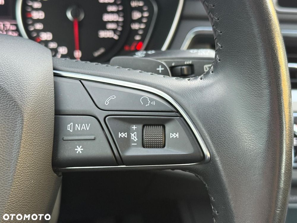 Audi A4 Avant 2.0 TDI S tronic - 10