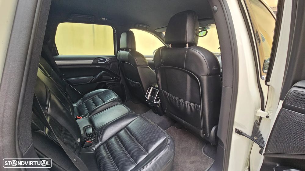 Porsche Cayenne ver-standard - 34