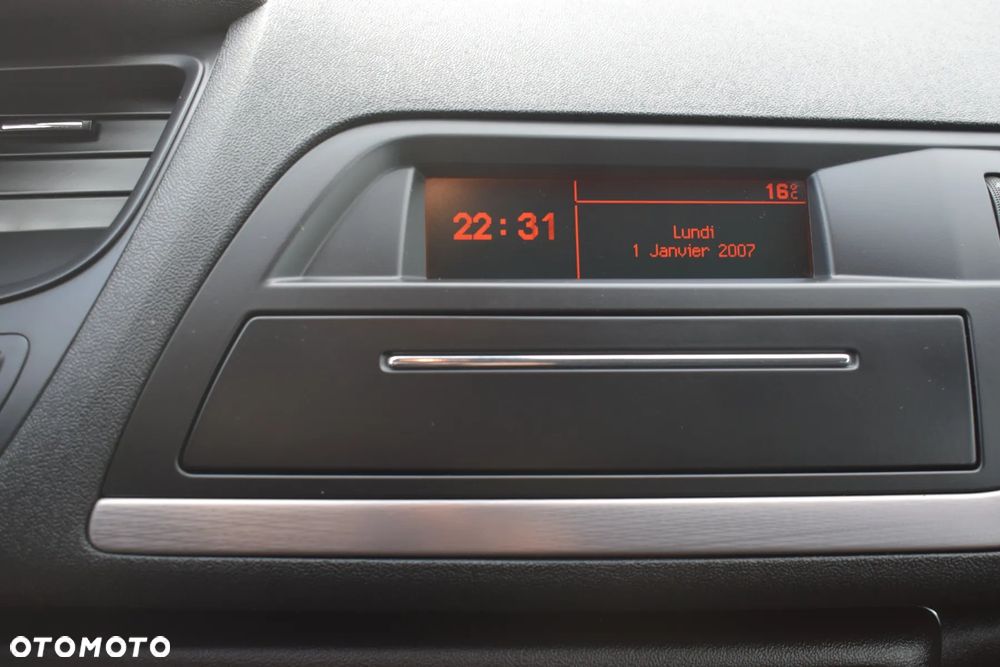 Citroën C5 HDi 135 Automatik Exclusive - 25