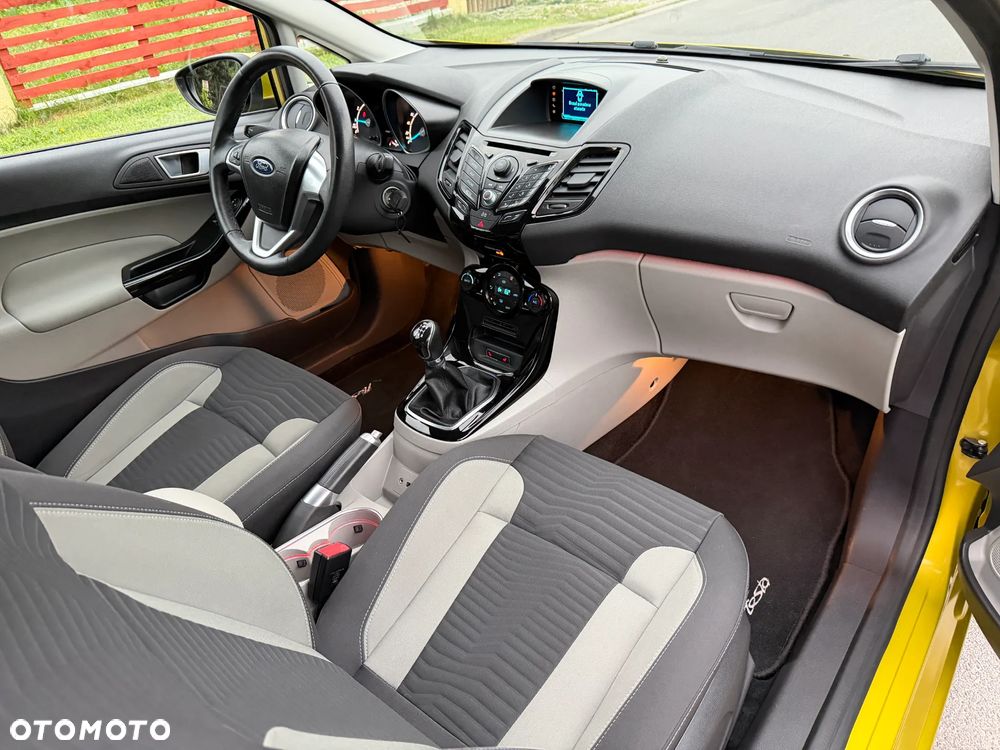 Ford Fiesta 1.0 EcoBoost Titanium EU6 - 6