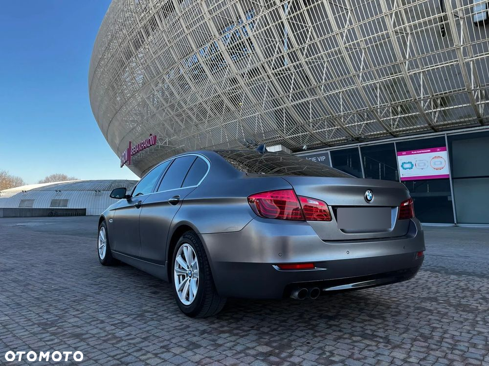 BMW Seria 5 520d xDrive - 3