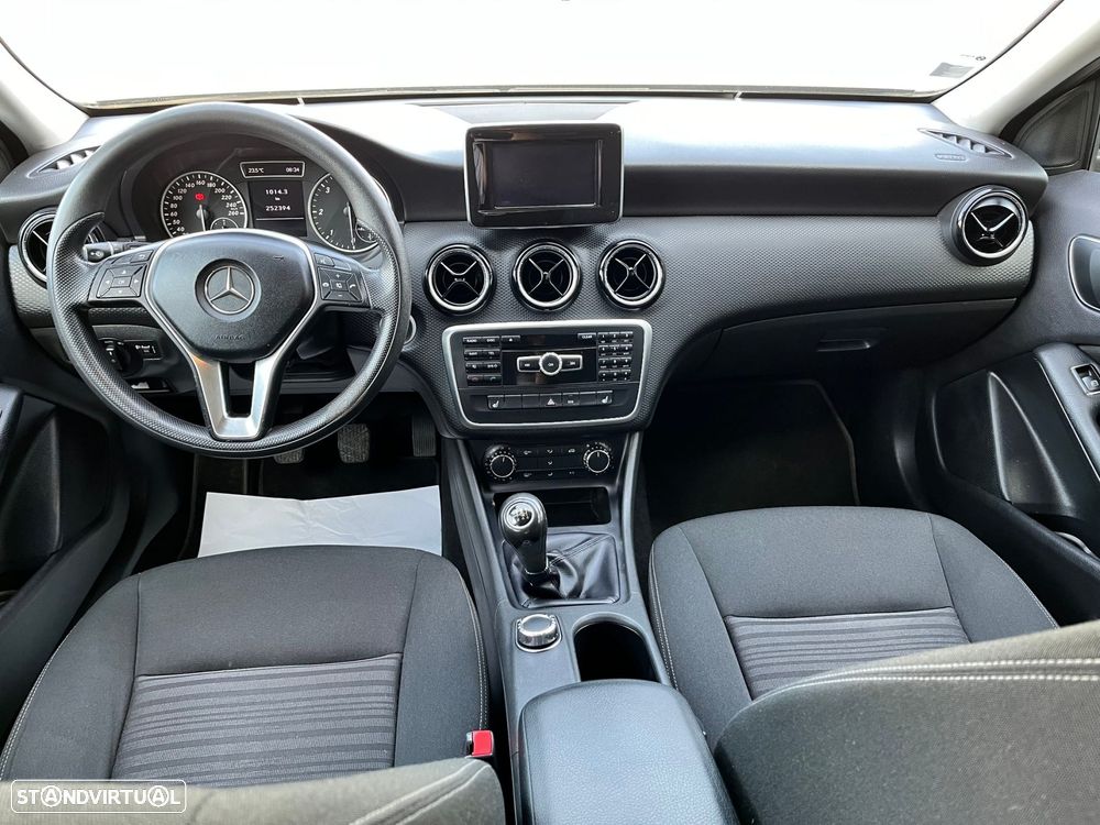 Mercedes-Benz A 180 - 20