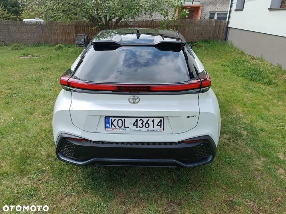 Toyota C-Hr 2023 photo 3