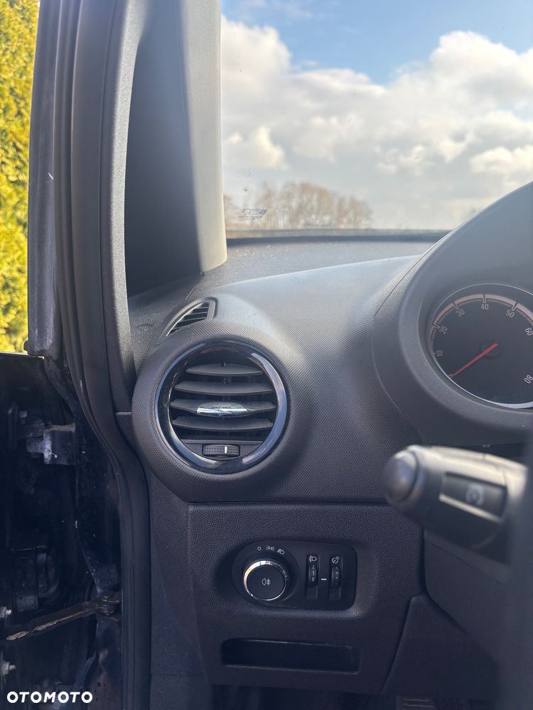 Opel Corsa 1.4 16V Edition 111 Jahre - 24