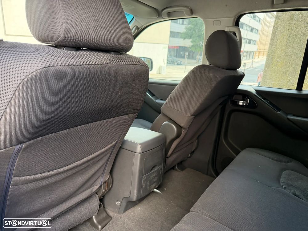 Nissan Navara 2.5 dCi CD SE - 13