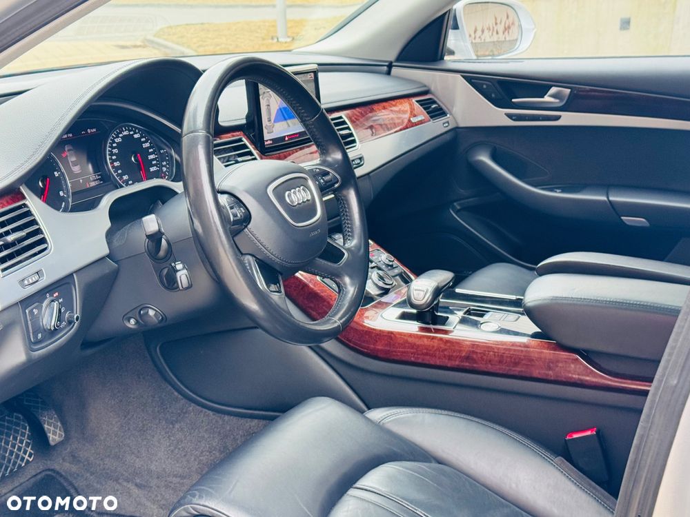 Audi A8 4.2 TDI DPF quattro tiptronic - 23